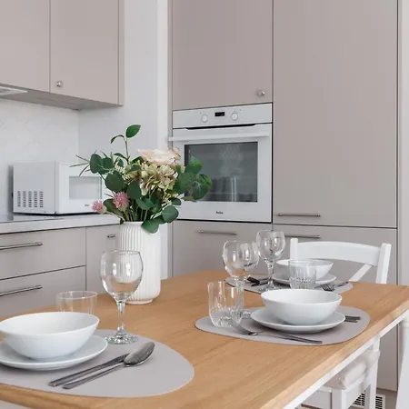 White Elegance With Ac & Free Garage By Renters Daire Poznan