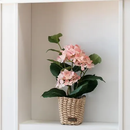 White Elegance With Ac & Free Garage By Renters Daire Poznan